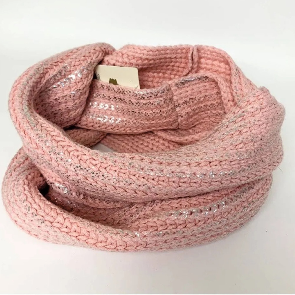 NWOT Tucker & Tate Women’s Infinity Scarf pink and silver knitted